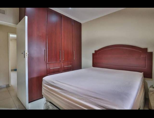5 BEDROOM HOUSE FOR SALE IN BLUFF